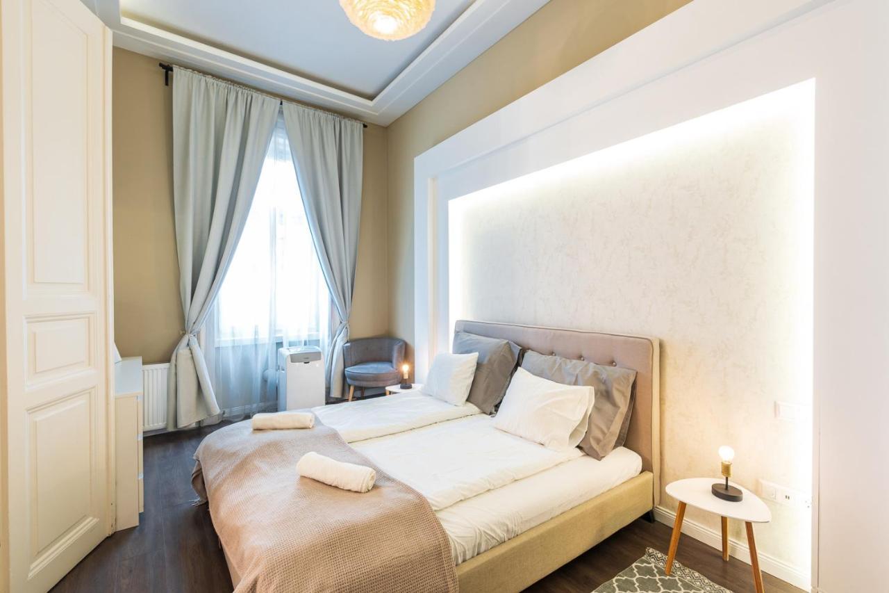 Spacious Luxury Apartment At The Heart Of 부다페스트 외부 사진